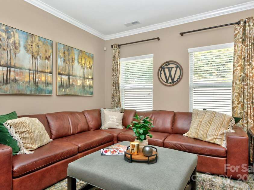 14837 Dungannon Court, Charlotte, NC 28278.  MLS# CAR4254918, YatesRealty ID 31018. 
