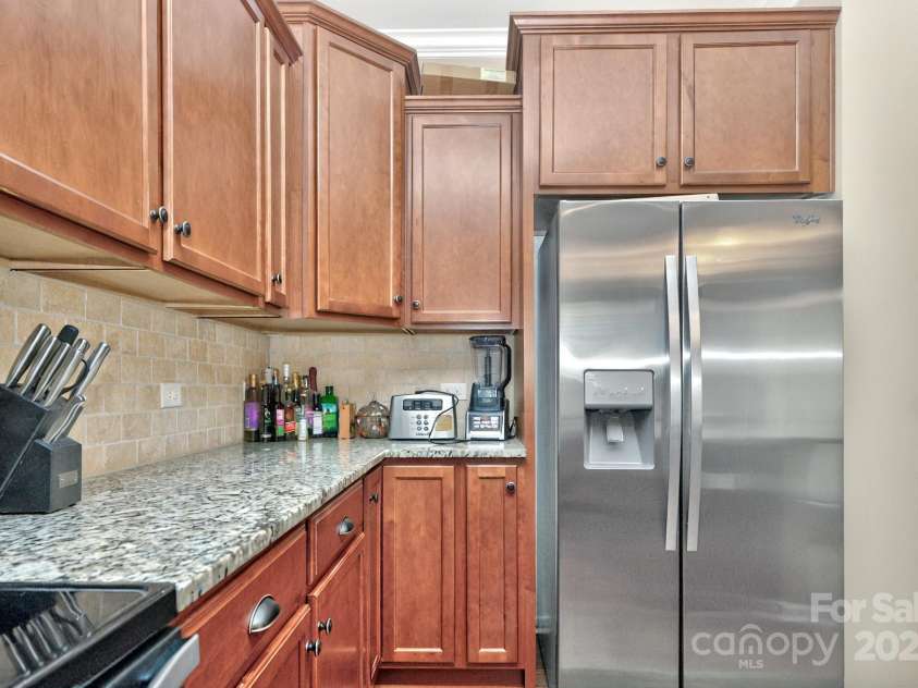 14837 Dungannon Court, Charlotte, NC 28278.  MLS# CAR4254918, YatesRealty ID 31018. 