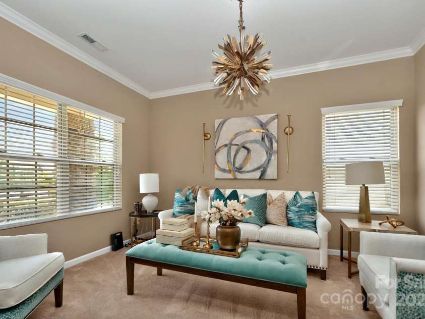 14837 Dungannon Court, Charlotte, NC 28278.  MLS# CAR4254918, YatesRealty ID 31018. 
