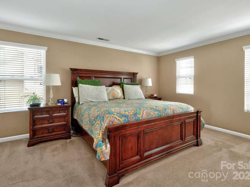 14837 Dungannon Court, Charlotte, NC 28278.  MLS# CAR4254918, YatesRealty ID 31018. 