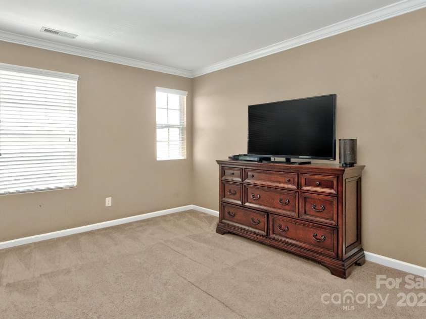 14837 Dungannon Court, Charlotte, NC 28278.  MLS# CAR4254918, YatesRealty ID 31018. 