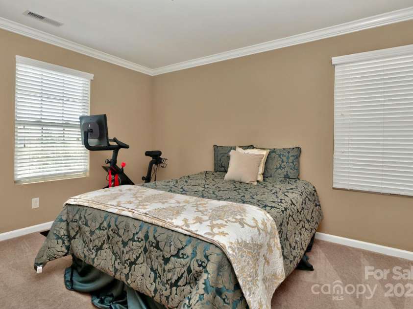14837 Dungannon Court, Charlotte, NC 28278.  MLS# CAR4254918, YatesRealty ID 31018. 