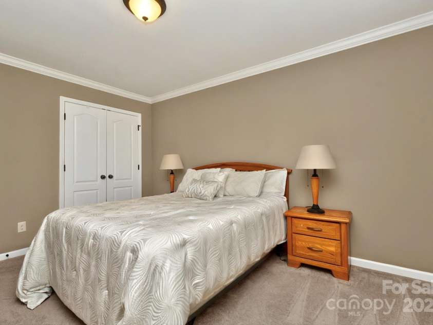 14837 Dungannon Court, Charlotte, NC 28278.  MLS# CAR4254918, YatesRealty ID 31018. 