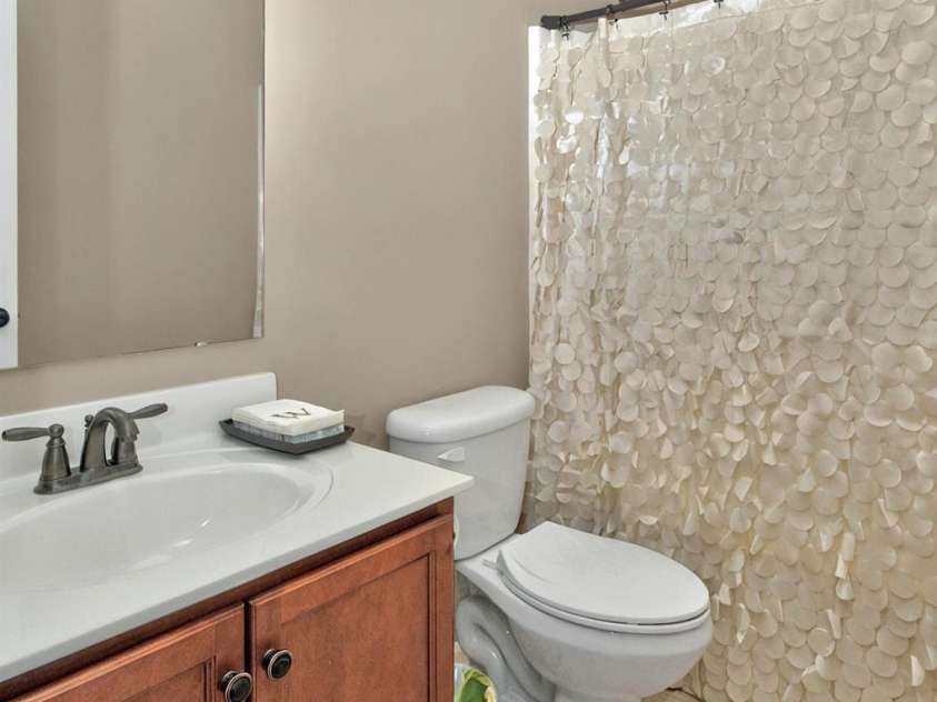 14837 Dungannon Court, Charlotte, NC 28278.  MLS# CAR4254918, YatesRealty ID 31018. 