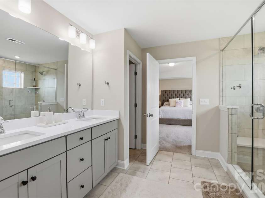 6012 Millbridge Parkway, Waxhaw, NC 28173.  MLS# CAR4392977, YatesRealty ID 31019. 