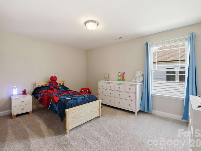 6012 Millbridge Parkway, Waxhaw, NC 28173.  MLS# CAR4392977, YatesRealty ID 31019. 