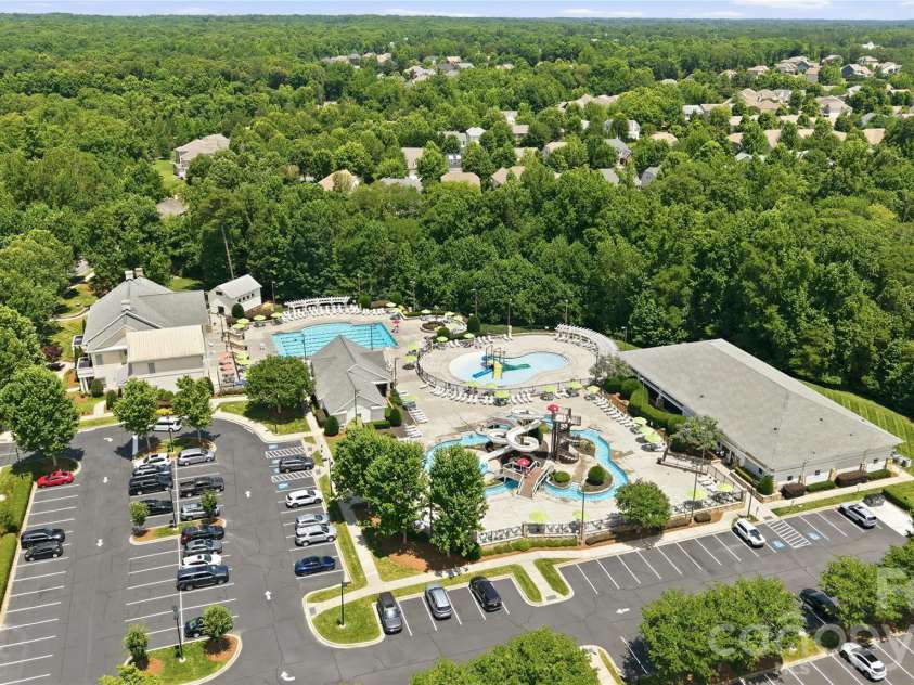 6012 Millbridge Parkway, Waxhaw, NC 28173.  MLS# CAR4392977, YatesRealty ID 31019. 