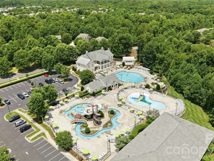 6012 Millbridge Parkway, Waxhaw, NC 28173.  MLS# CAR4392977, YatesRealty ID 31019. 