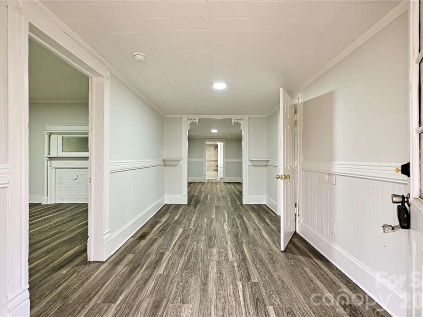 613 Liberty Street, Salisbury, NC 28144.  MLS# CAR4392062, YatesRealty ID 31020. 