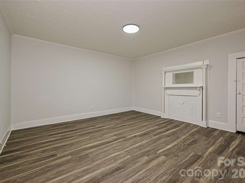 613 Liberty Street, Salisbury, NC 28144.  MLS# CAR4392062, YatesRealty ID 31020. 