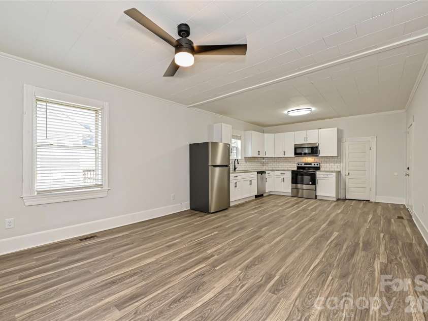 613 Liberty Street, Salisbury, NC 28144.  MLS# CAR4392062, YatesRealty ID 31020. 