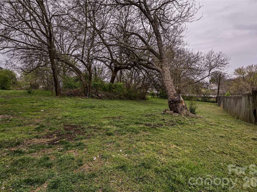 613 Liberty Street, Salisbury, NC 28144.  MLS# CAR4392062, YatesRealty ID 31020. 