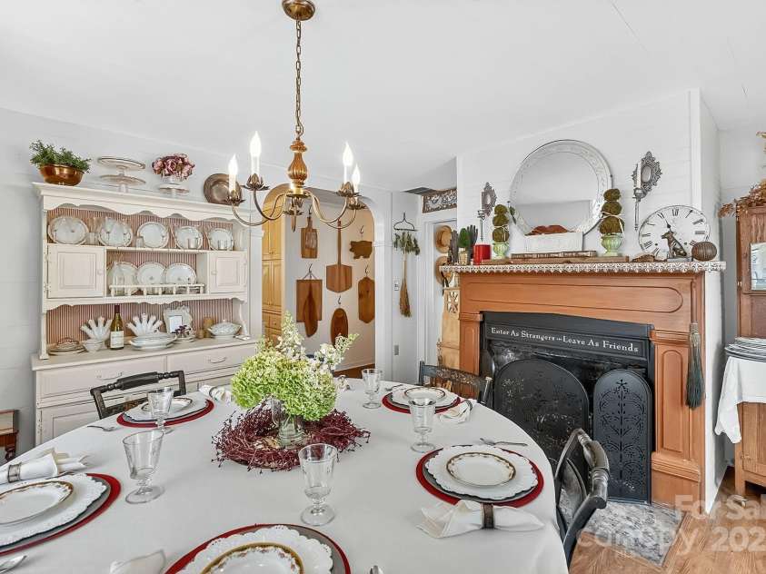 665 Upper Pig Pen Road, Green Mountain, NC 28740.  MLS# CAR4283840, YatesRealty ID 31020. Dining Room