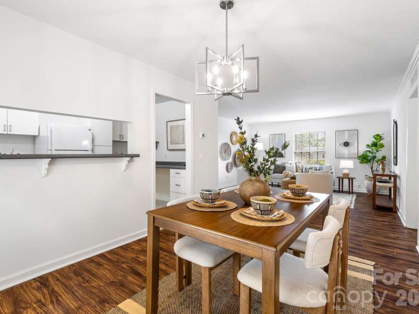 2630 Park Road, Charlotte, NC 28209.  MLS# CAR4396272, YatesRealty ID 31021. 