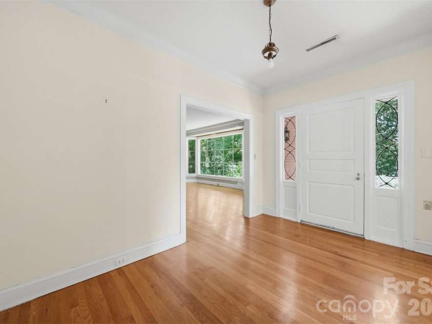 826 College Avenue, Newton, NC 28658.  MLS# CAR4394019, YatesRealty ID 31022. 