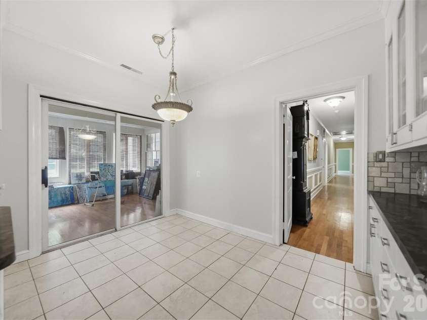 826 College Avenue, Newton, NC 28658.  MLS# CAR4394019, YatesRealty ID 31022. 