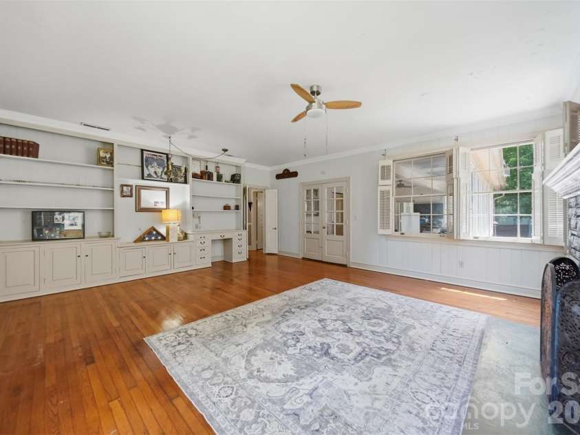 826 College Avenue, Newton, NC 28658.  MLS# CAR4394019, YatesRealty ID 31022. 