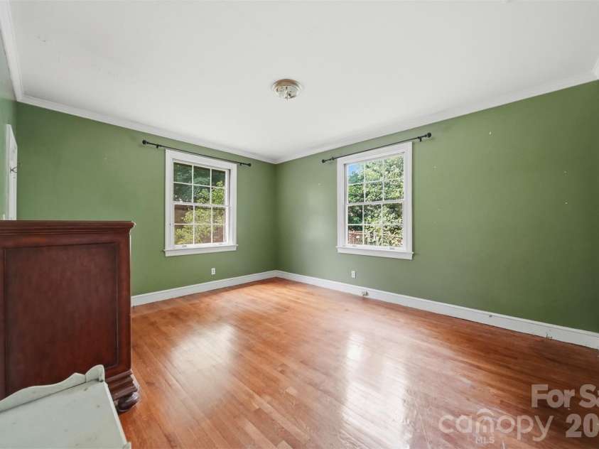 826 College Avenue, Newton, NC 28658.  MLS# CAR4394019, YatesRealty ID 31022. 