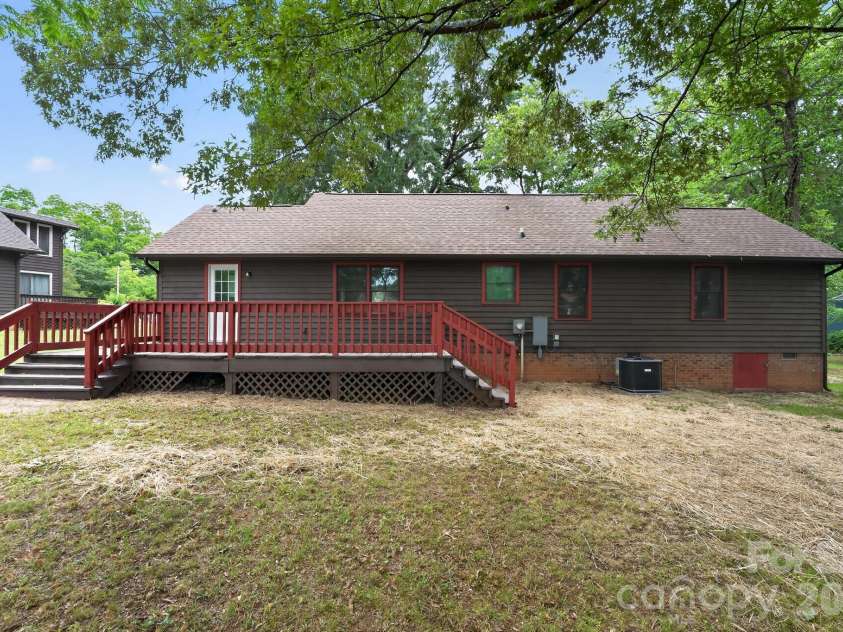 424 Kimbrook Court, Rock Hill, SC 29730.  MLS# CAR4393701, YatesRealty ID 31023. 