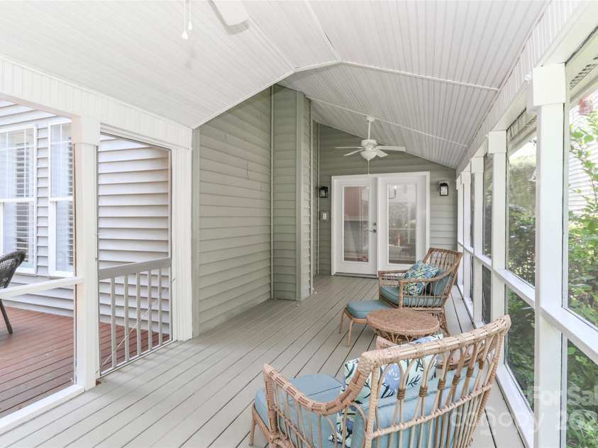 15630 Sagefield Drive, Huntersville, NC 28078.  MLS# CAR4279770, YatesRealty ID 31025. Enjoy the outdoors year-round from your screened back porch.