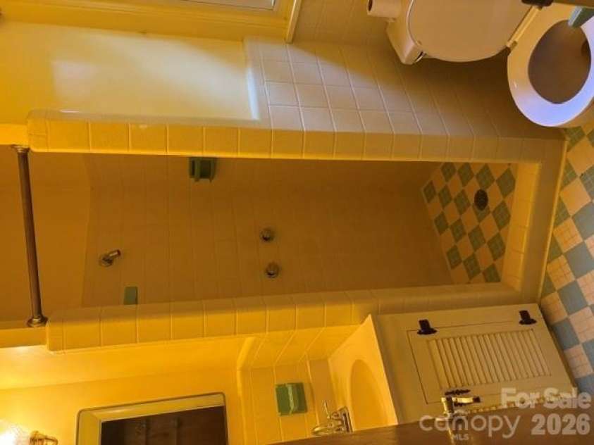 255 Glengarnock Road, Tryon, NC 28782.  MLS# CAR4392820, YatesRealty ID 31025. 