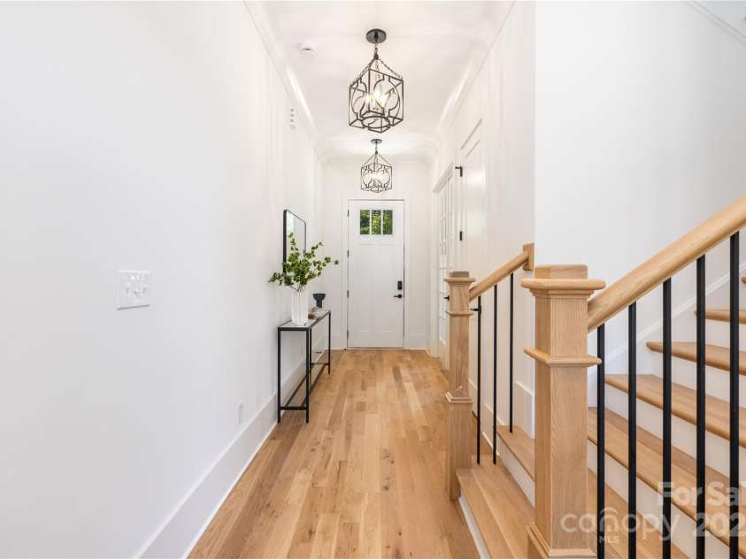 426 Cama Street, Charlotte, NC 28217.  MLS# CAR4282816, YatesRealty ID 31026. 