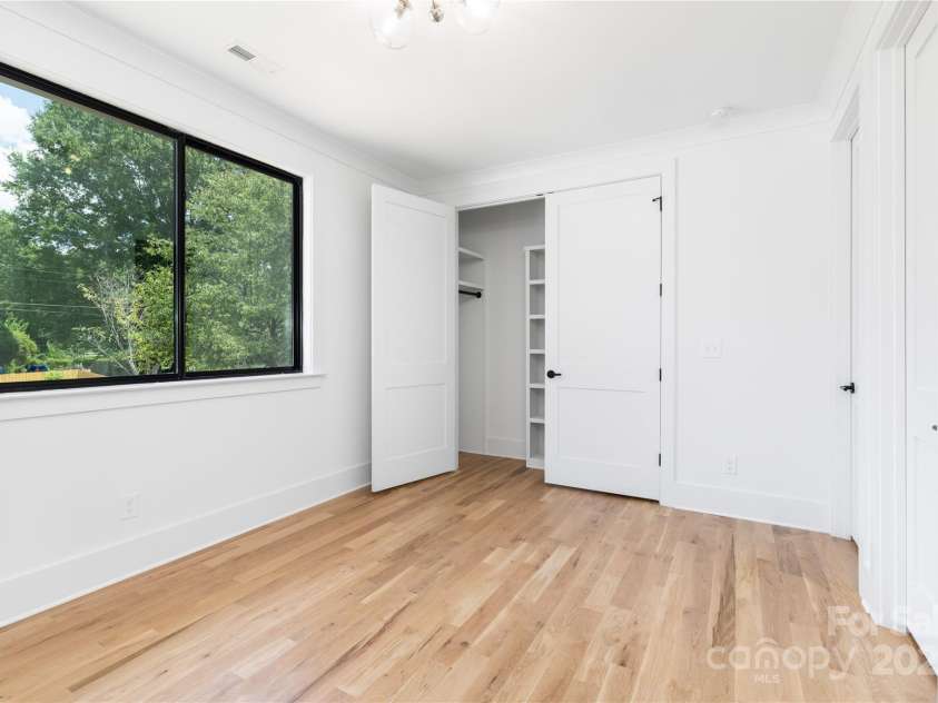 426 Cama Street, Charlotte, NC 28217.  MLS# CAR4282816, YatesRealty ID 31026. 