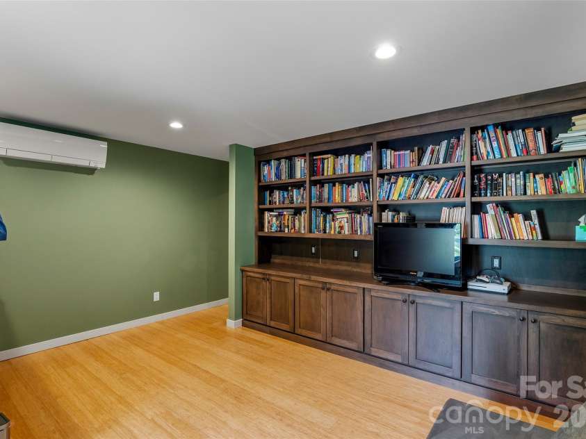 1574 Cashiers Valley Road, Brevard, NC 28712.  MLS# CAR4394169, YatesRealty ID 31027. 