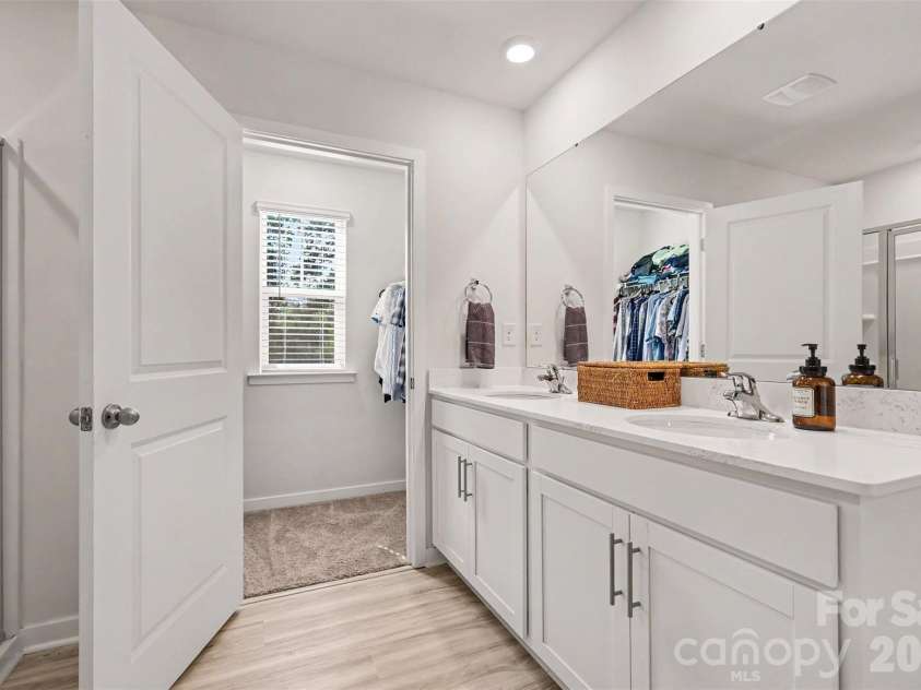 151 Rustling Waters Drive, Mooresville, NC 28117.  MLS# CAR4392530, YatesRealty ID 31029. 