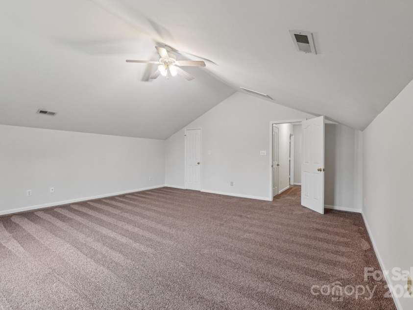15123 Rothesay Drive, Charlotte, NC 28277.  MLS# CAR4287245, YatesRealty ID 31029. 