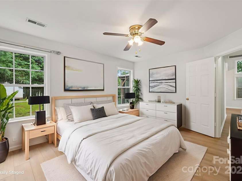 15123 Rothesay Drive, Charlotte, NC 28277.  MLS# CAR4287245, YatesRealty ID 31029. 