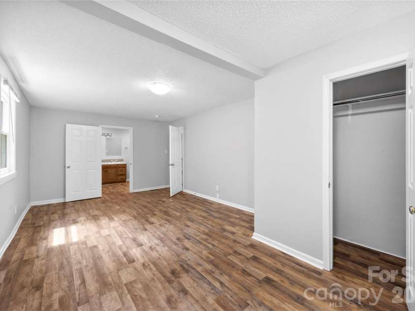 2615 Maggie Lane, Rock Hill, SC 29730.  MLS# CAR4394505, YatesRealty ID 31030. 