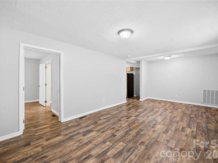 2615 Maggie Lane, Rock Hill, SC 29730.  MLS# CAR4394505, YatesRealty ID 31030. 