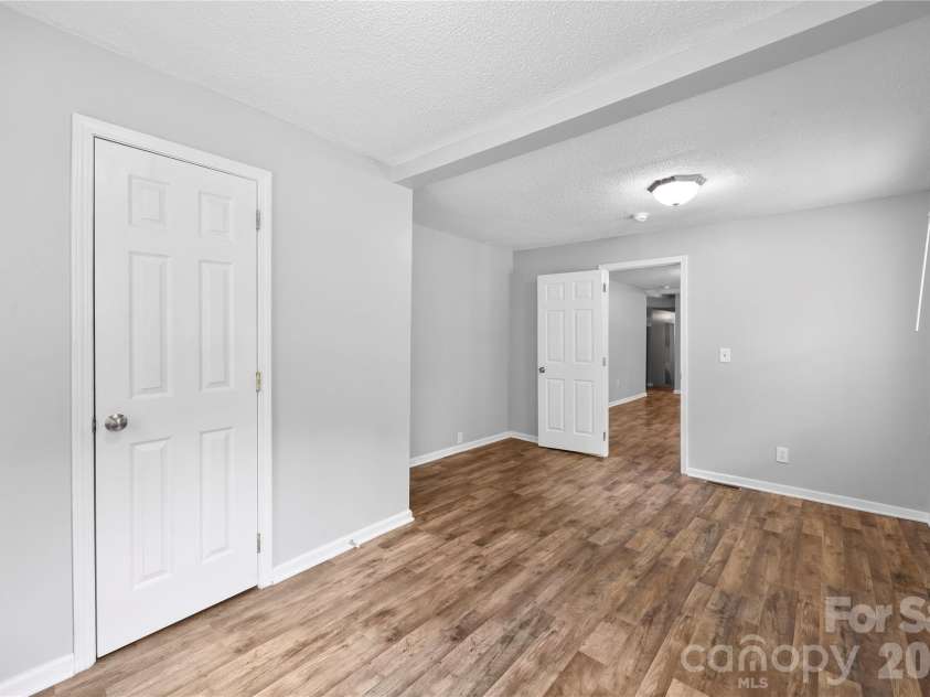 2615 Maggie Lane, Rock Hill, SC 29730.  MLS# CAR4394505, YatesRealty ID 31030. 