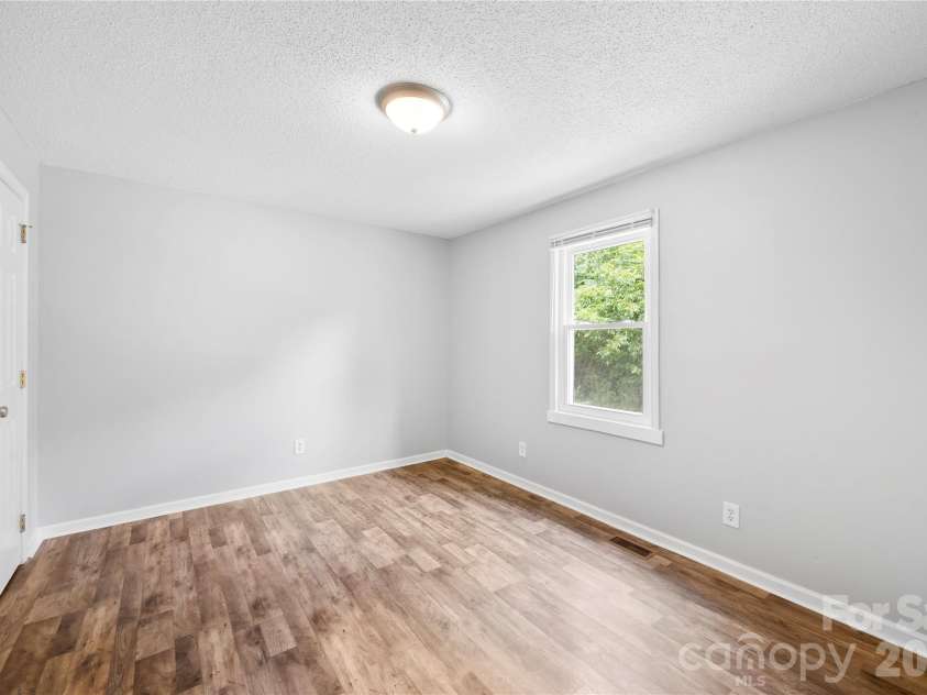 2615 Maggie Lane, Rock Hill, SC 29730.  MLS# CAR4394505, YatesRealty ID 31030. 