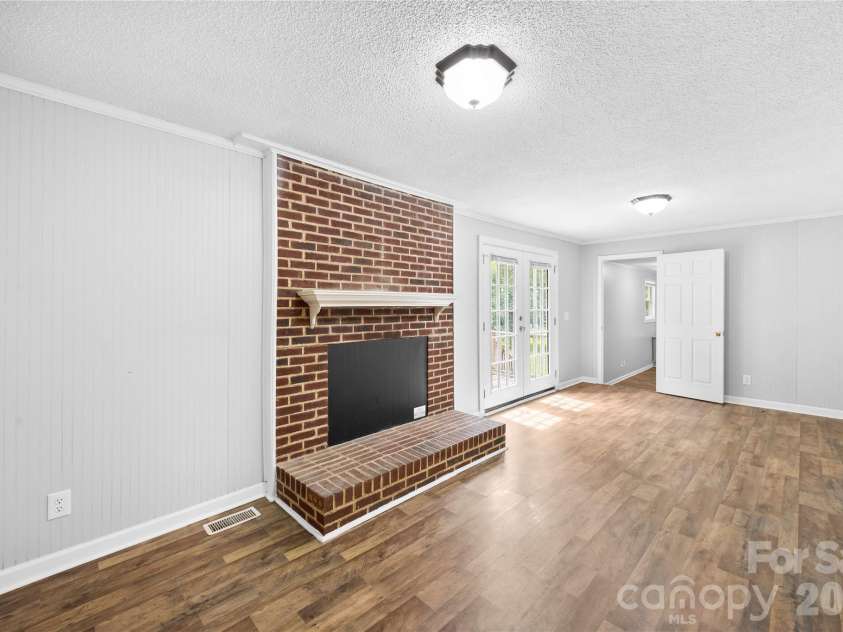 2615 Maggie Lane, Rock Hill, SC 29730.  MLS# CAR4394505, YatesRealty ID 31030. 