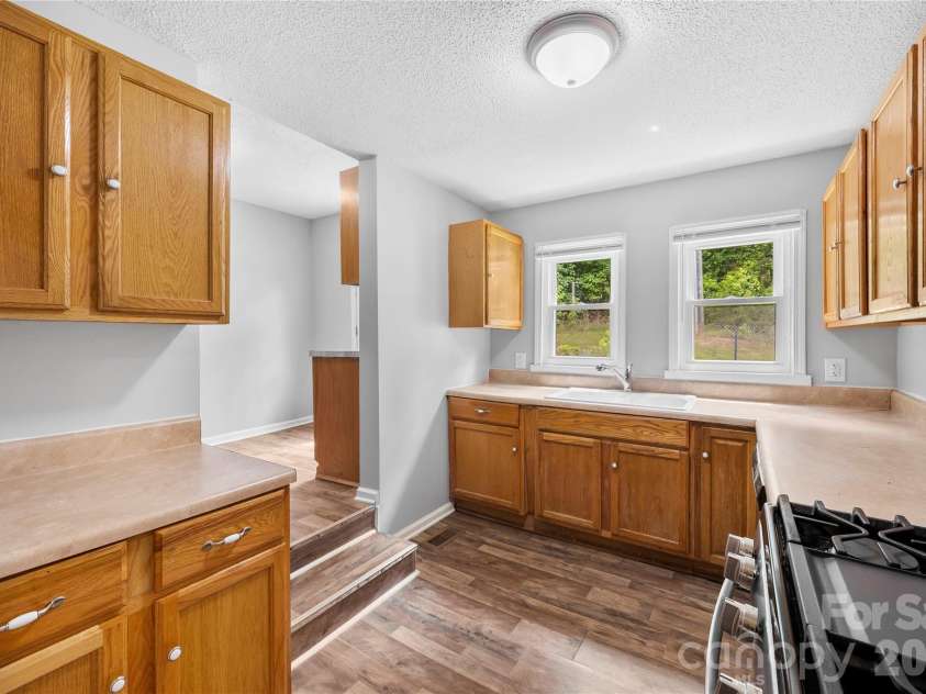 2615 Maggie Lane, Rock Hill, SC 29730.  MLS# CAR4394505, YatesRealty ID 31030. 