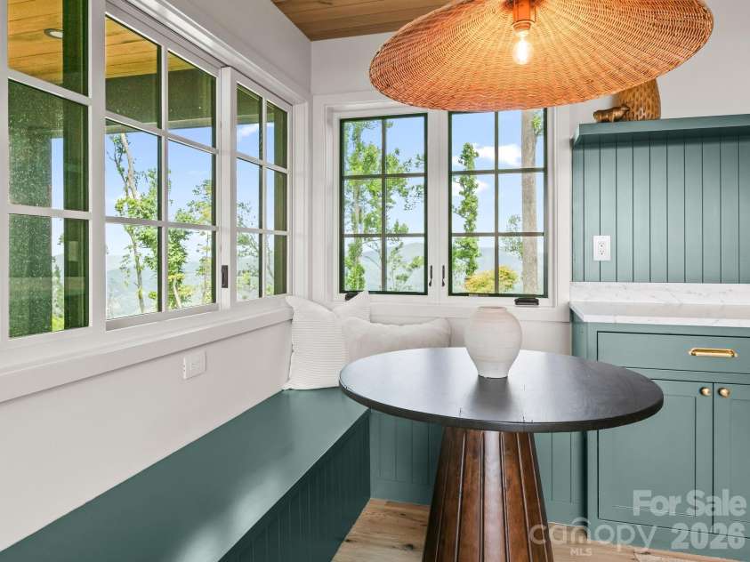 41 Windy Ridge Trail, Asheville, NC 28804.  MLS# CAR4387701, YatesRealty ID 31031. 