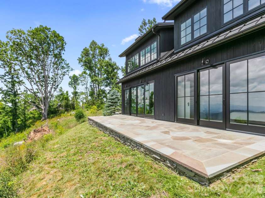 41 Windy Ridge Trail, Asheville, NC 28804.  MLS# CAR4387701, YatesRealty ID 31031. 