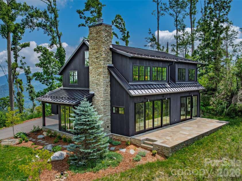 41 Windy Ridge Trail, Asheville, NC 28804.  MLS# CAR4387701, YatesRealty ID 31031. Bring on the Sunlight