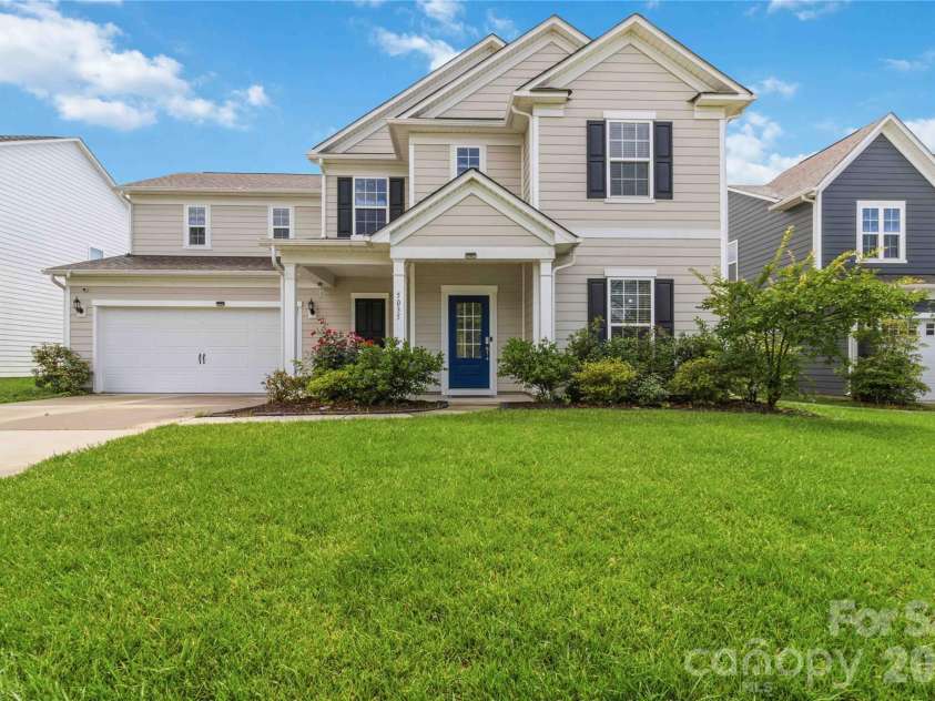 5035 HAVENCREST Drive, Fort Mill, SC 29715.  MLS# CAR4389378, YatesRealty ID 31032. 