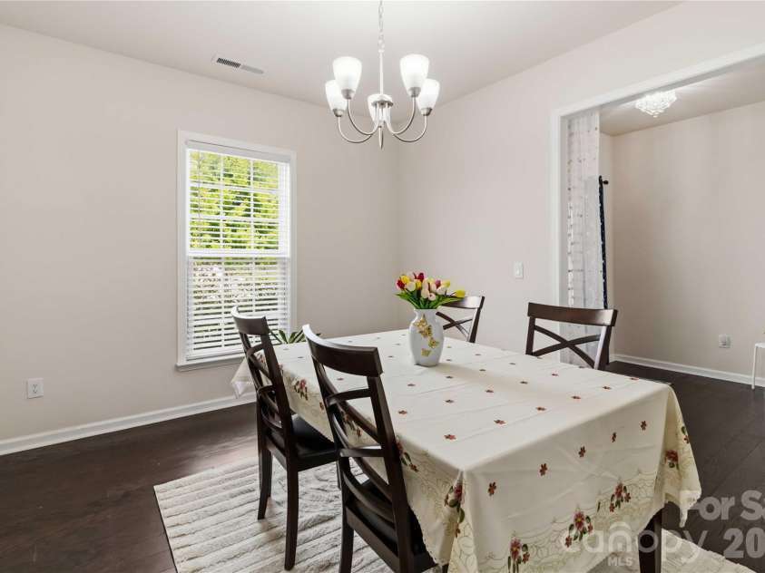 5035 HAVENCREST Drive, Fort Mill, SC 29715.  MLS# CAR4389378, YatesRealty ID 31032. 