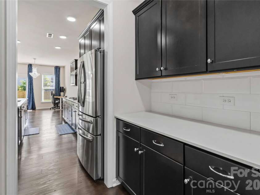 5035 HAVENCREST Drive, Fort Mill, SC 29715.  MLS# CAR4389378, YatesRealty ID 31032. 