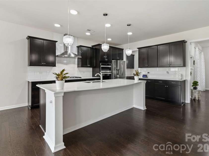 5035 HAVENCREST Drive, Fort Mill, SC 29715.  MLS# CAR4389378, YatesRealty ID 31032. 