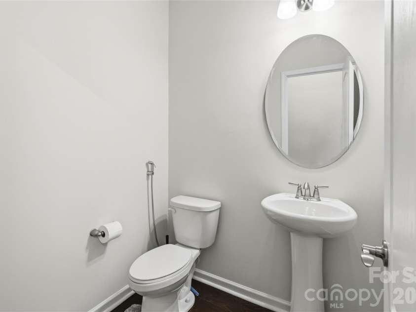5035 HAVENCREST Drive, Fort Mill, SC 29715.  MLS# CAR4389378, YatesRealty ID 31032. 