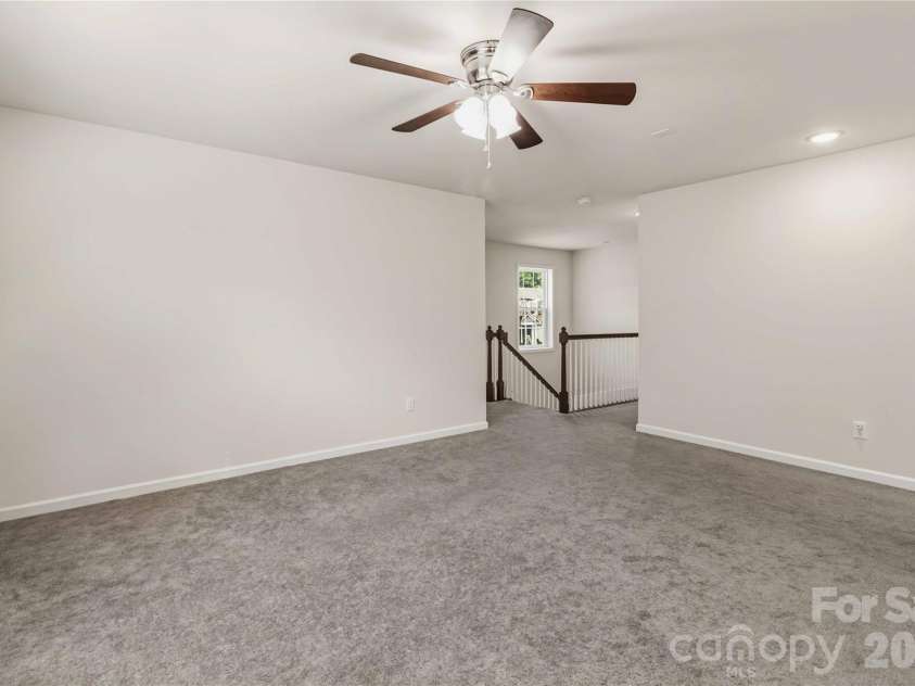 5035 HAVENCREST Drive, Fort Mill, SC 29715.  MLS# CAR4389378, YatesRealty ID 31032. 