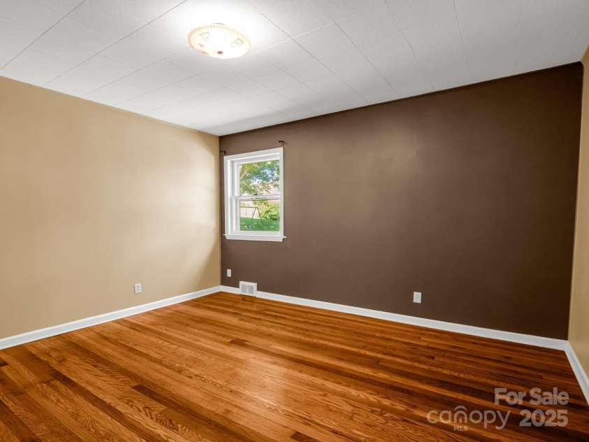 430 Mag Sluder Road, Alexander, NC 28701.  MLS# CAR4286393, YatesRealty ID 31033. 3rd BR