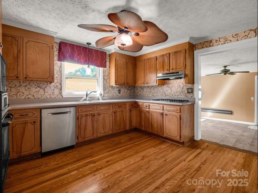 430 Mag Sluder Road, Alexander, NC 28701.  MLS# CAR4286393, YatesRealty ID 31033. 