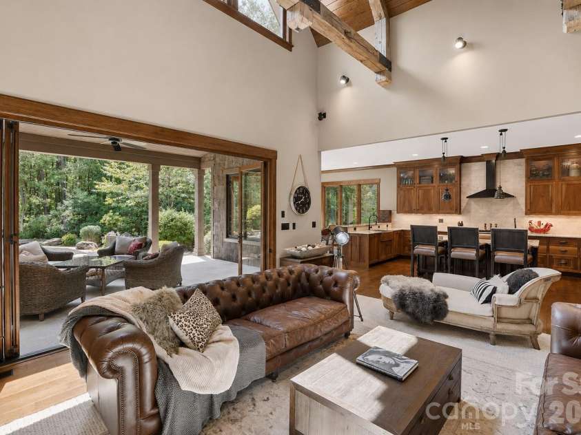 9208 Flying Eagle Lane, Charlotte, NC 28278.  MLS# CAR4397874, YatesRealty ID 31033. Collapsable Doors to bring in nature