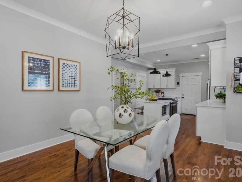 1416 Parkwood Avenue, Charlotte, NC 28205.  MLS# CAR4388760, YatesRealty ID 31035. 